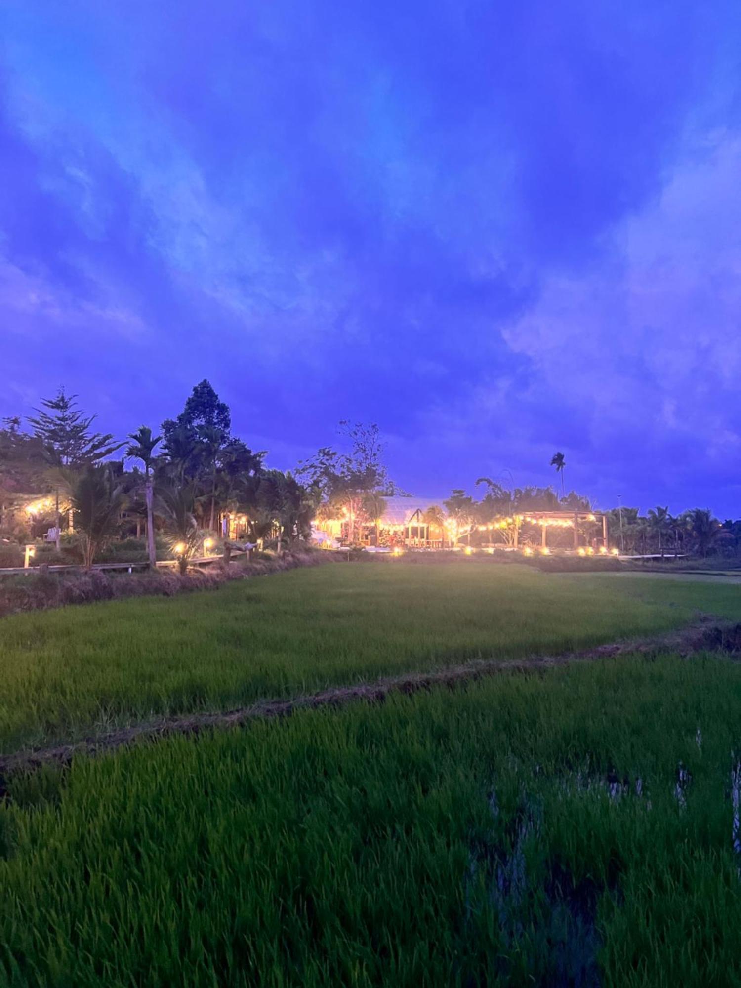 Komleo Farm Hotel Buon Ma Thuot Exterior photo